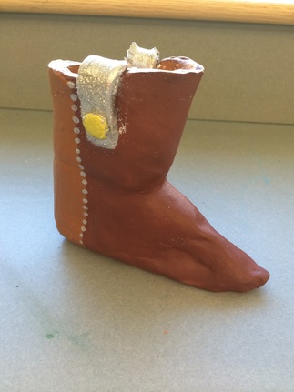 Grade 8 Clay Shoes - ART​HIngham Middle School